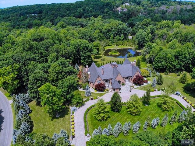 $4,650,000 | 1 Cherokee Court | Sparta