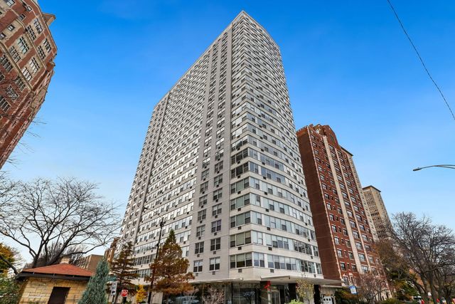 $285,000 | 3900 North Lake Shore Drive, Unit 4A | Lake View East