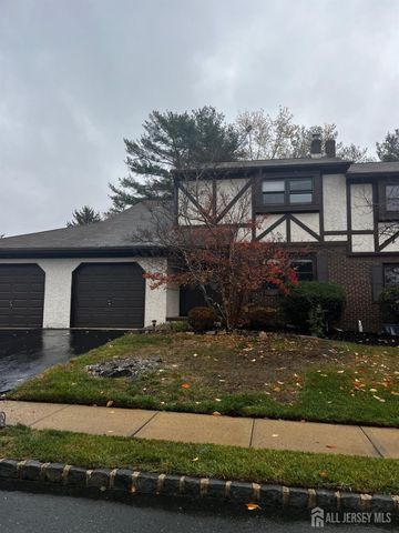 $280,000 | 21 Hampton Way | Sayreville