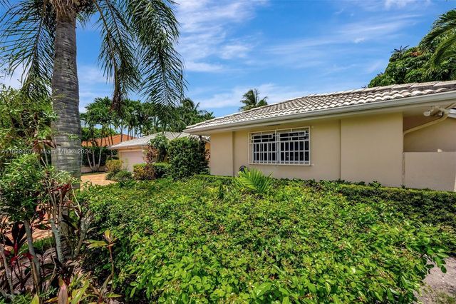 $1,350,000 | 3581 Southwest 141st Avenue | Tamiami