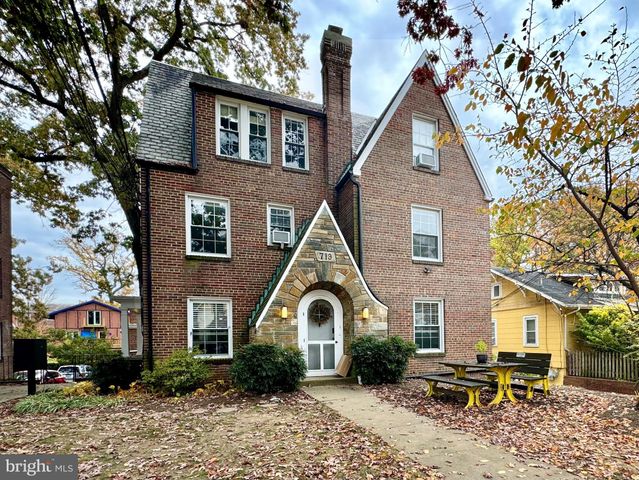 $185,000 | 719 Erie Avenue, Unit 5 | Takoma Park