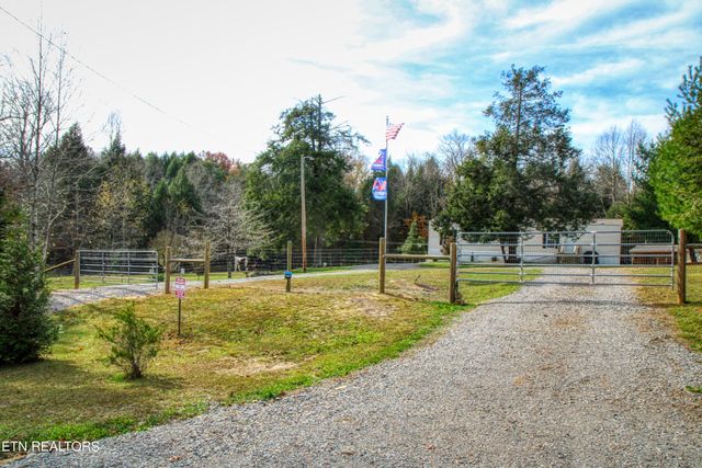 $240,000 | 18629 Clarkrange Highway