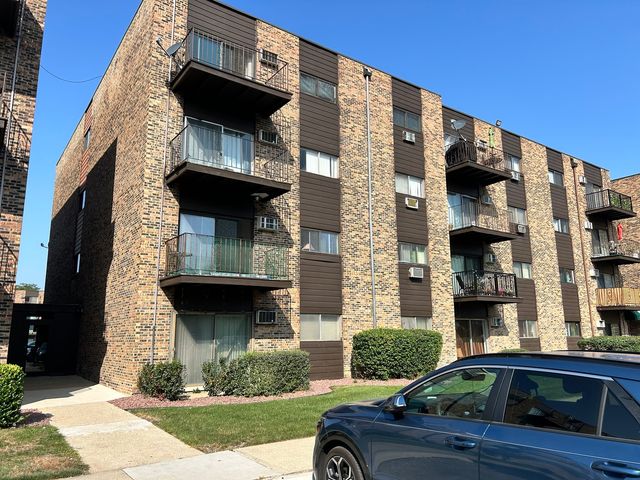 $209,900 | 8923 Knight Avenue, Unit 212 | Maine Township - Cook County