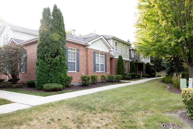 $314,999 | 6589 Pine Lake Drive | Tinley Park