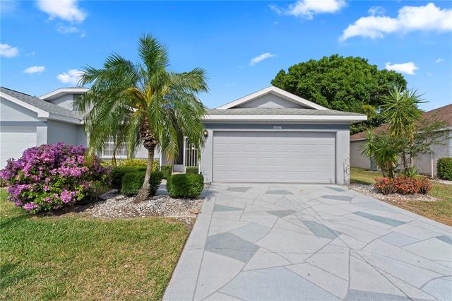 $289,900 | 2006 West Del Webb Boulevard | Magnolia Lakes