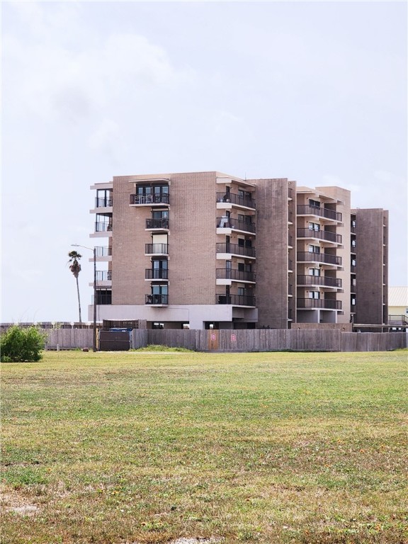 a view of building with outdoor space