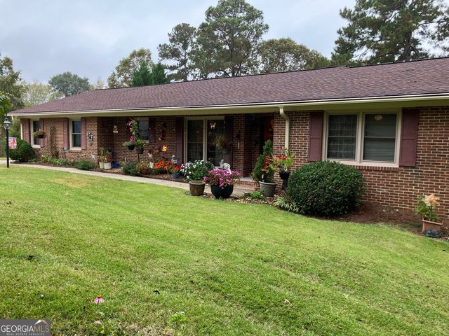 $395,000 | 6699 Dana Drive | Macon-Bibb County