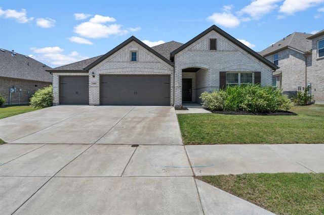 $469,900 | 3905 Switchgrass Grove