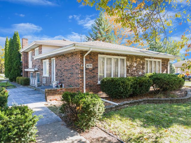 $425,000 | 16755 New England Avenue | Tinley Park