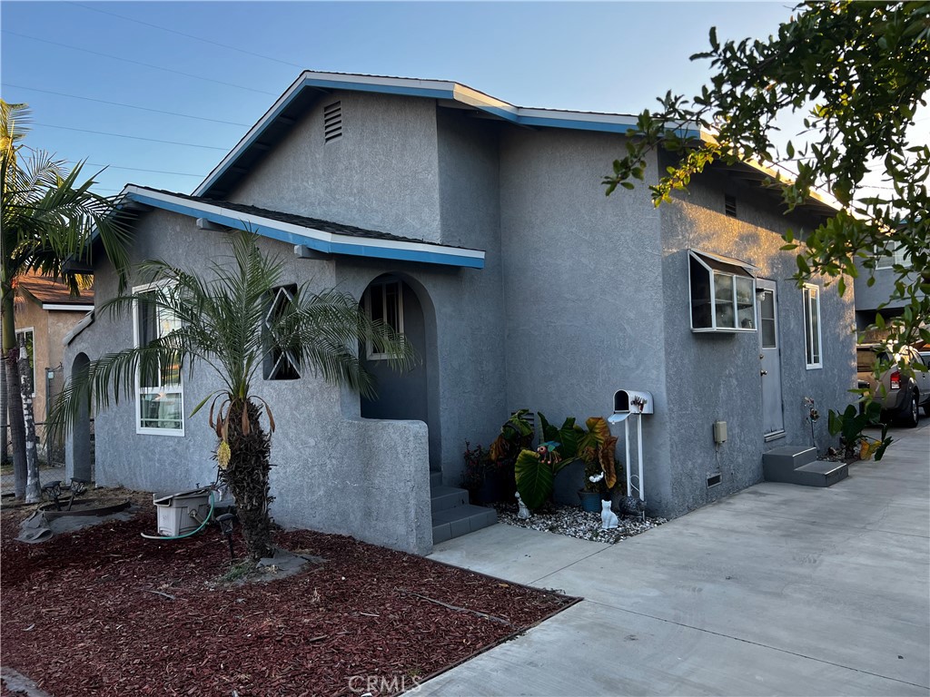 a view of a house with a patio