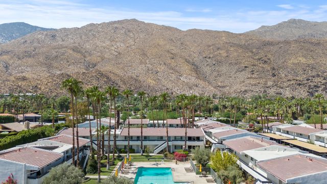 $325,000 | 1950 South Palm Canyon Drive, Unit 106 | Palm Springs South End