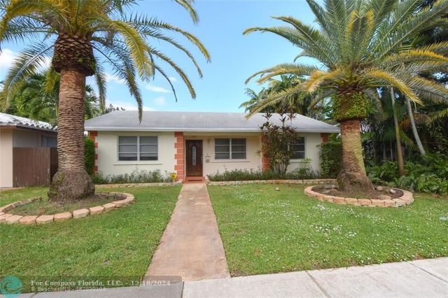 $674,000 | 1657 Madison Street | Hollywood Lakes