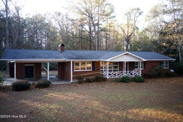 $206,000 | 105 Hillcrest Road | Whiteville Township - Columbus County