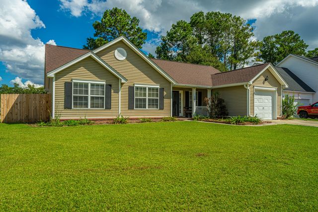 $400,000 | 7201 Sweet Grass Boulevard | Tanner Plantation