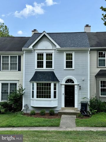 $585,000 | 6919 Compton Lane | Centreville