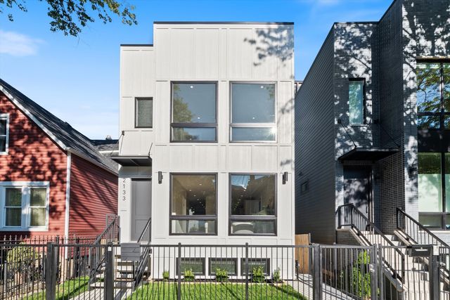 $1,350,000 | 2133 North Maplewood Avenue | Logan Square