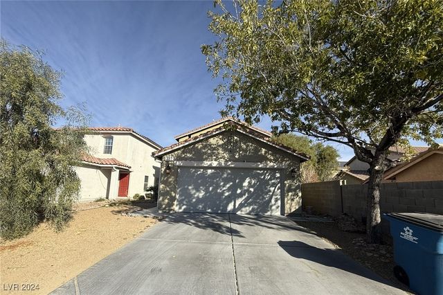 $1,995 | 382 Silverado Pines Avenue | Silverado Pines