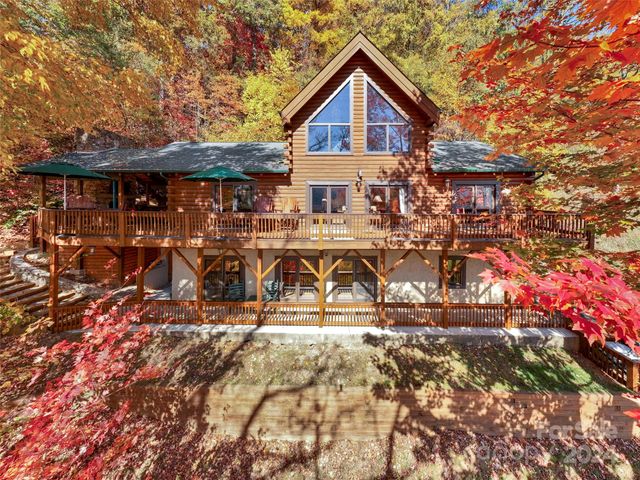 $795,000 | 10 Cougar Lane | Maggie Valley