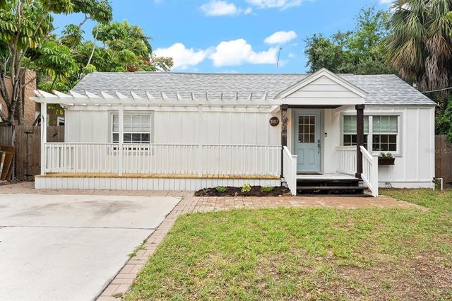 $499,900 | 3107 West San Juan Street | Palma Ceia