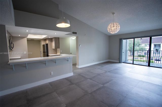 $2,100 | 9066 West Atlantic Boulevard, Unit 431 | Shadow Wood