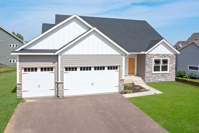 $619,750 | 9172 Maas Drive | Minnetrista