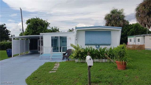 $129,000 | 229 Fireball Lane | North Fort Myers