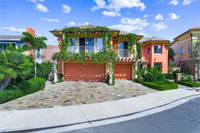 $4,300,000 | 3781 Ragtime Circle | Northwest Huntington Beach