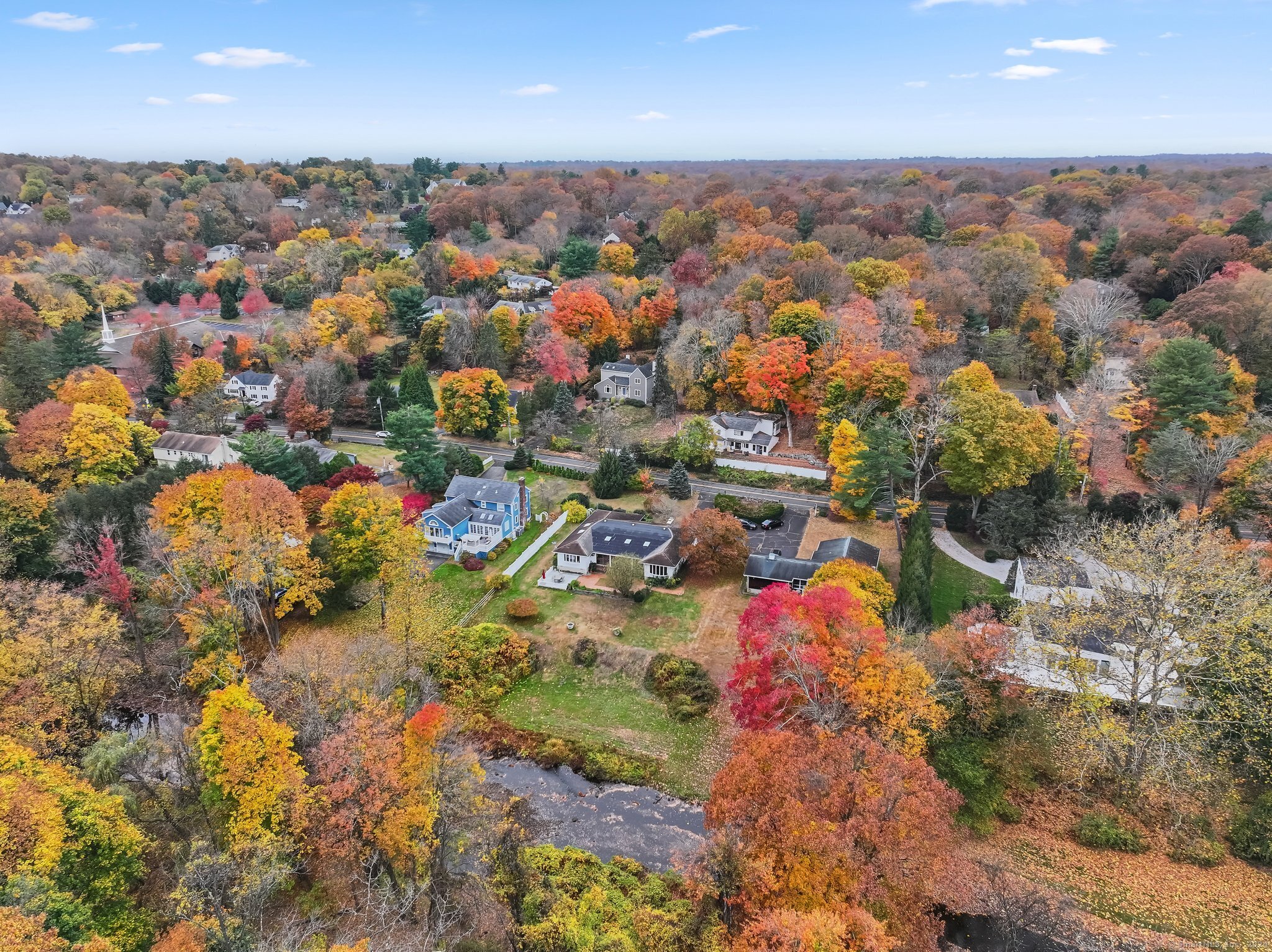 an aerial view of multiple house