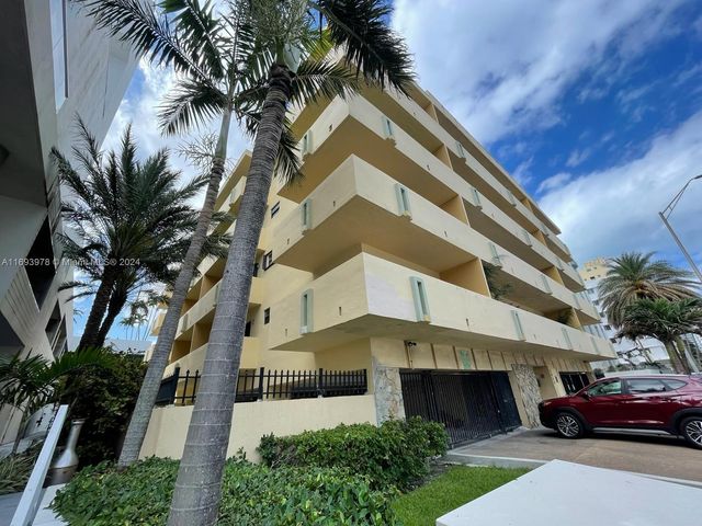 $2,350 | 2924 Collins Avenue, Unit 303 | Mid Beach