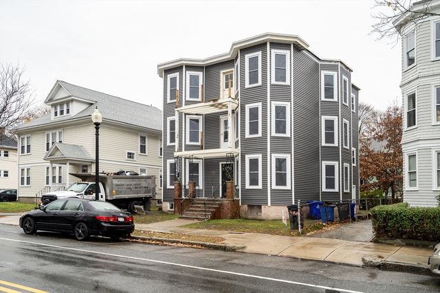 $3,900 | 516 Washington Street, Unit 1 | Brighton