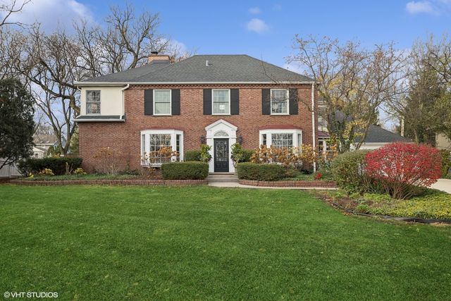 $1,400,000 | 906 Harding Road | Hinsdale