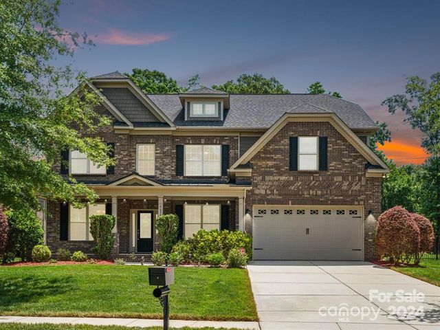 $1,050,000 | 4624 Pebble Run Drive | Providence Estates East