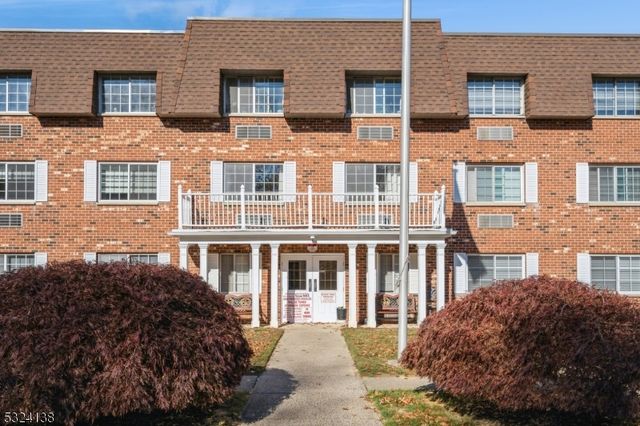 $249,000 | 255 Tucker Avenue, Unit 326 | Union