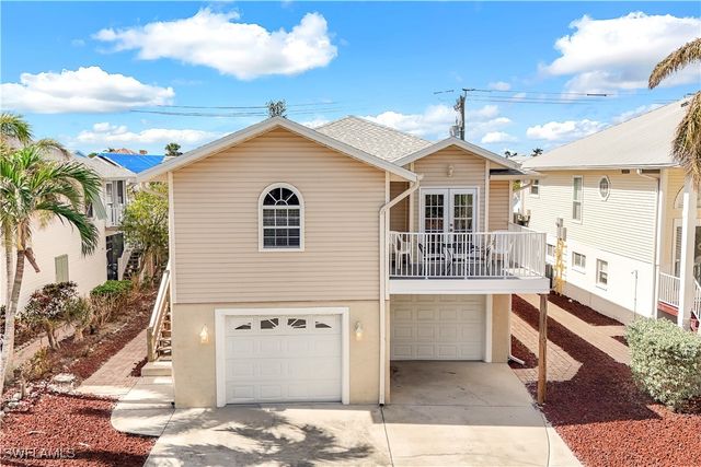 $1,199,900 | 295 Mango Street | Fort Myers Beach