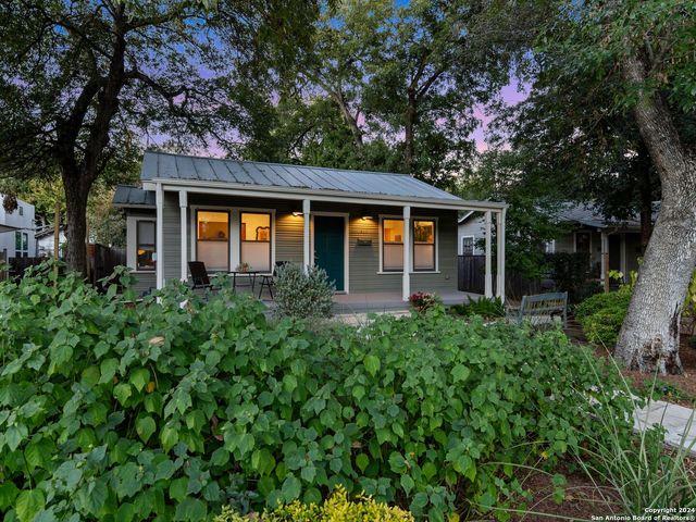 $739,000 | 823 East Magnolia Avenue | River Road