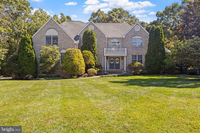 $975,000 | 611 Pineview Drive | Galloway Township