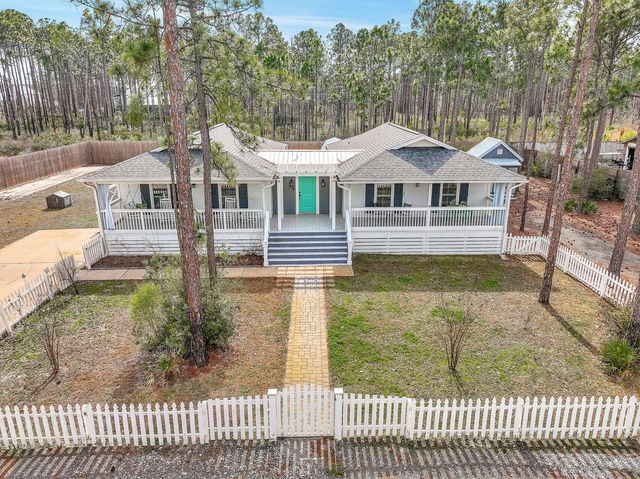 $725,000 | 119 Delbert Lane | Dune Allen