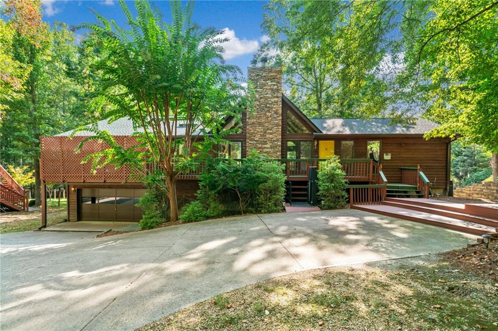 a view of a out door of the house