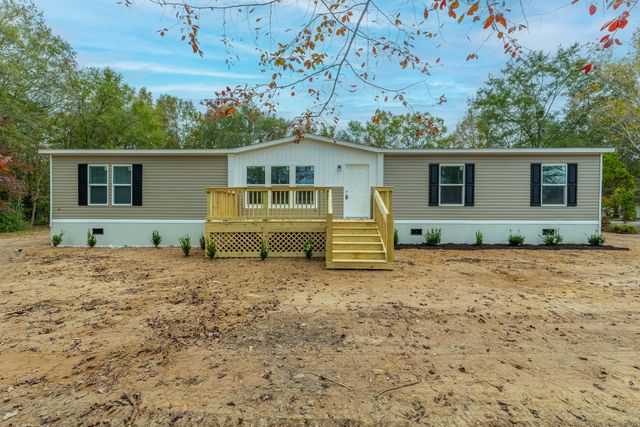 $289,000 | 220 Dean Drive | Pinehill Acres