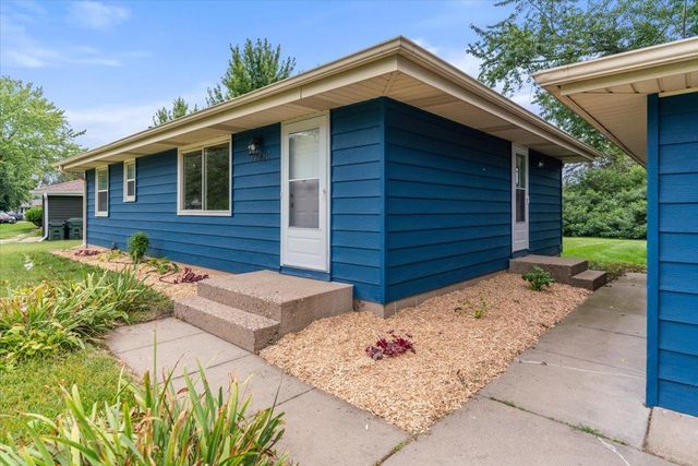 $325,000 | 14850 Danville Avenue West | Rosemount