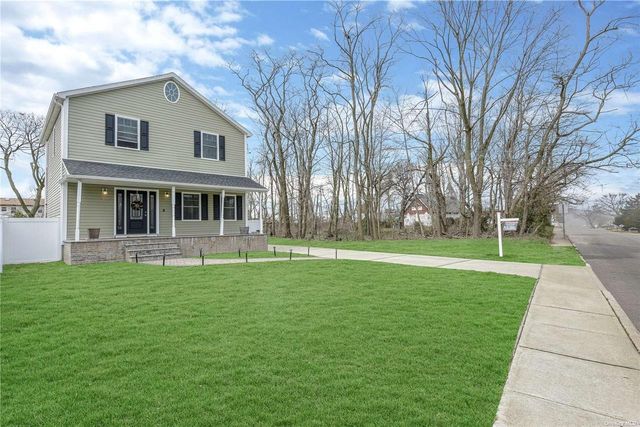 $1,150,000 | 1246 Oakfield Avenue | North Bellmore