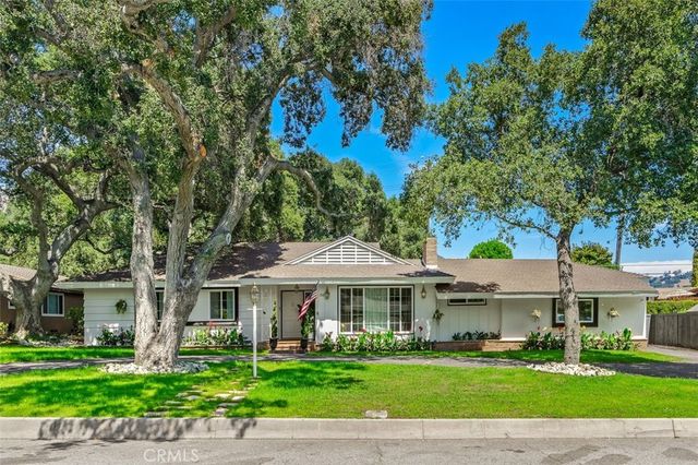 $1,598,800 | 208 Oak Tree Drive | Glendora