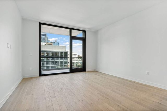 $6,300 | 45-30 Pearson Street, Unit 7D | Long Island City