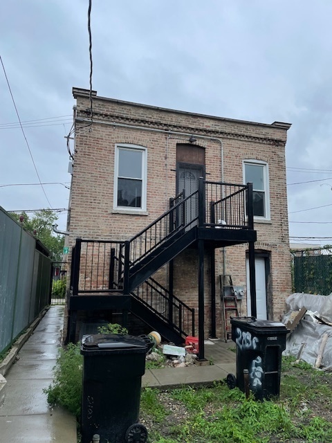 a view of a house with patio