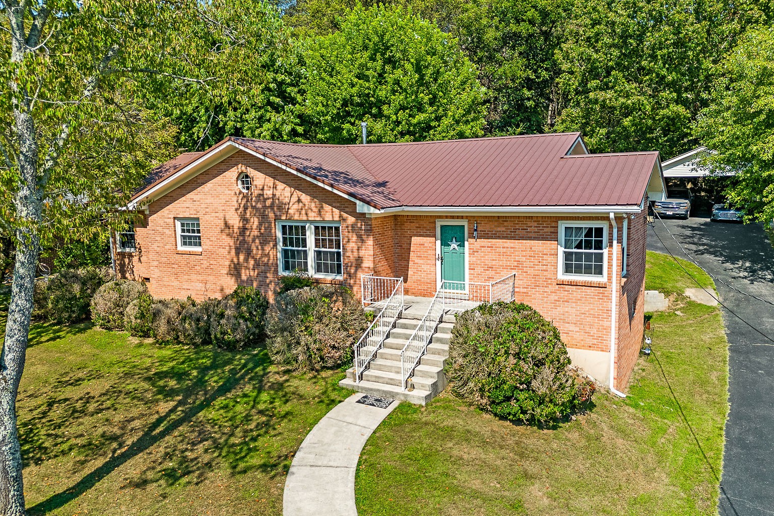 206 Cresent Avenue, Gainesboro, TN 38562