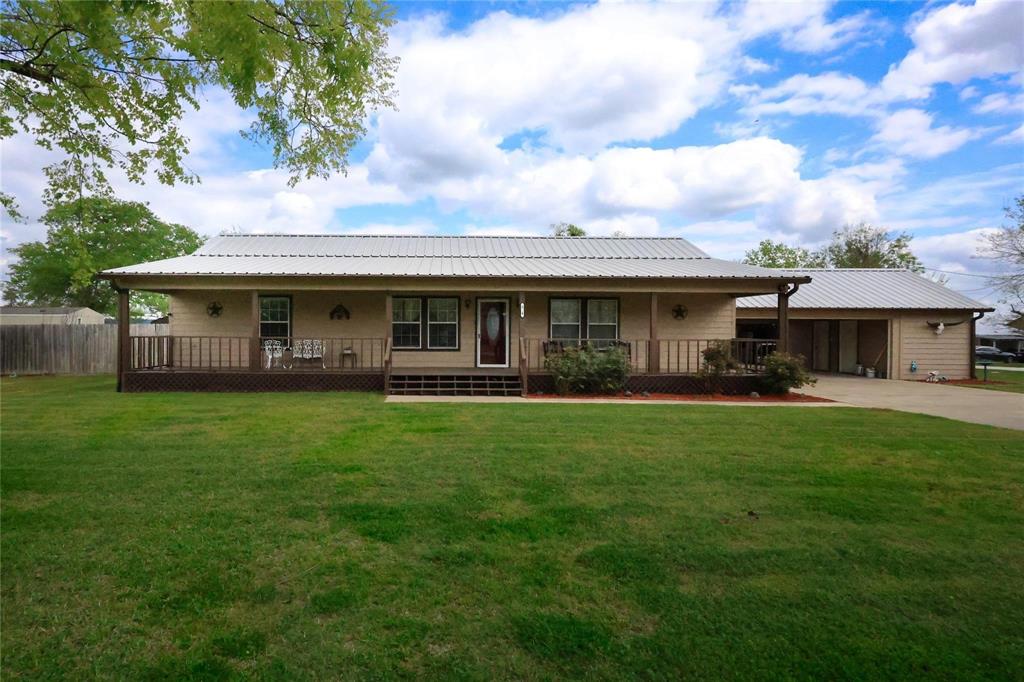 Beautiful Ranch Style Home with large front porch