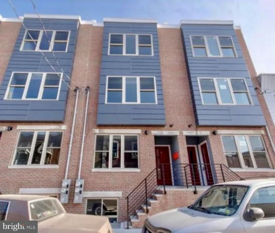 $2,600 | 2015-35 South Hutchinson Street, Unit 4 | East Passyunk Crossing