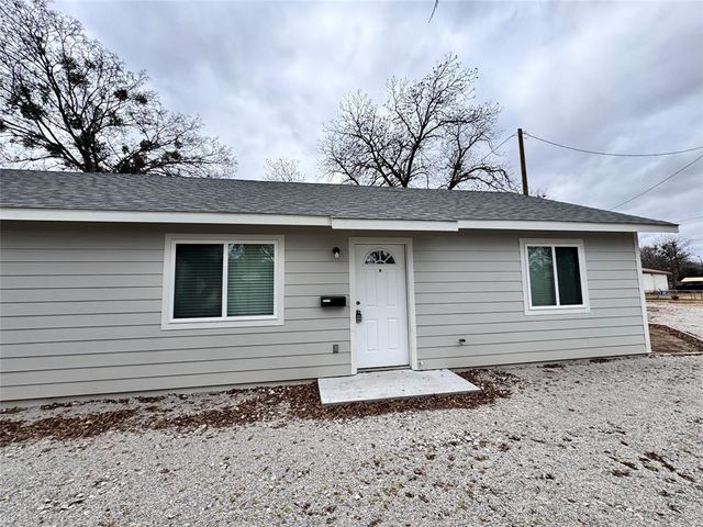 $1,250 | 1211 Ave A | Brownwood