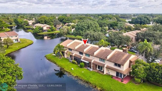 $345,000 | 1317 Hampton Boulevard | The Hamptons of North Lauderdale