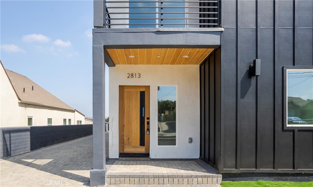 a view of a entryway door of the house